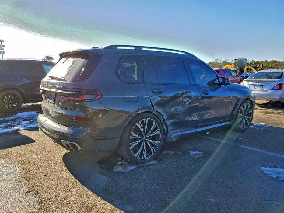 Бампер BMW X7 G07 LCI Розборка БМВ Х7 Г07 Запчастини на БМВ Х7 Г07 Рест