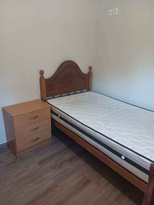 Andar Moradia T4 Mobilado