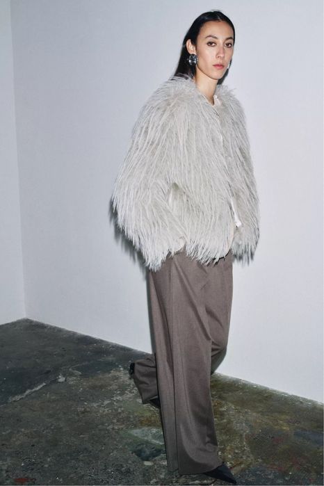 Шуба ZARA размер S новая!