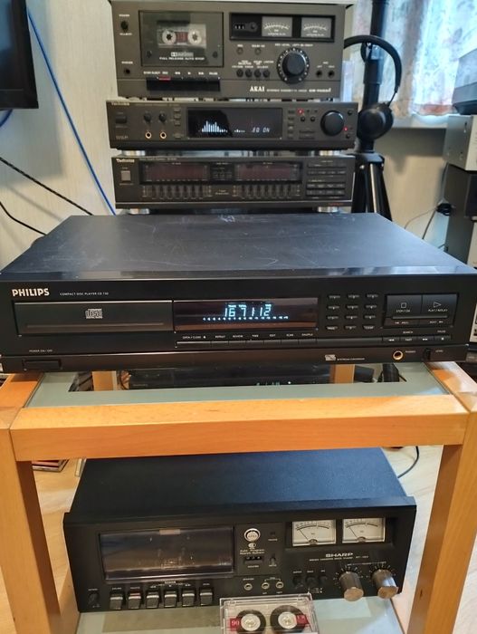CD Compact PHILIPS CD-730