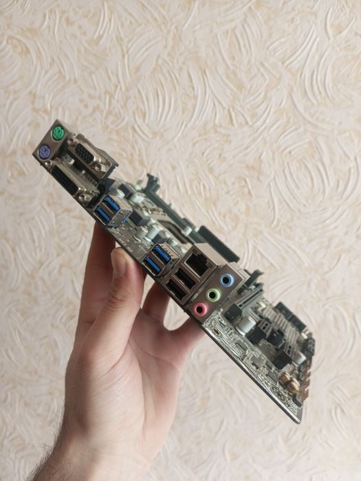 Asus prime B250M-K Intel Core 6-го и 7-го поколений с разъемом LGA1151