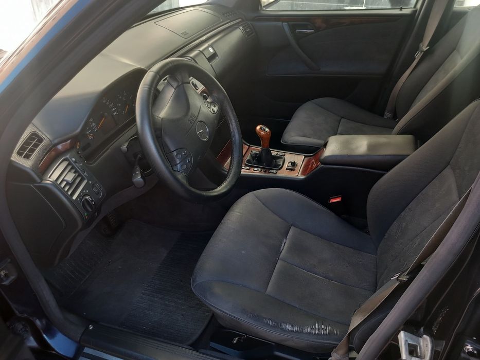 Mercedes e220 Cdi — photo 5