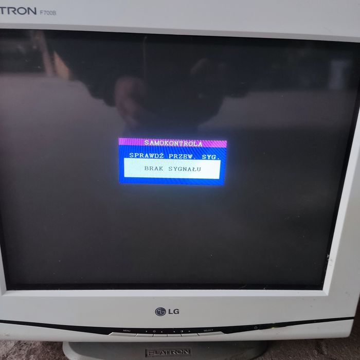 Monitor LG flatron f700b