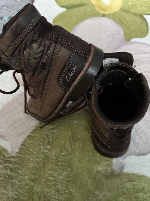 Продам дитячі бутінки