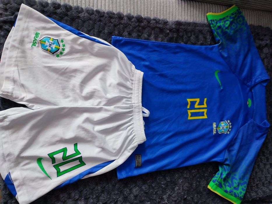 Komplet piłkarski Brazylia koszulka i spodenki Vini Jr 20 rozmiar 152