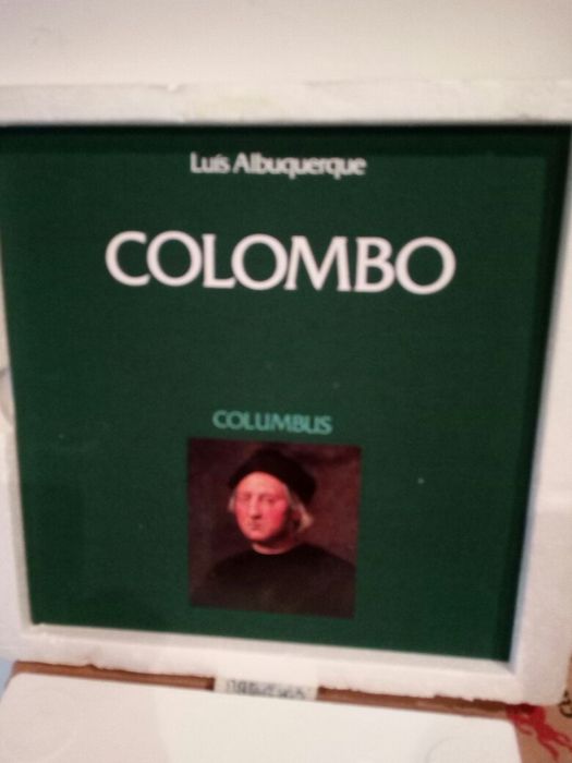 Livro filatelia coleção colombo"Descobrimentos"