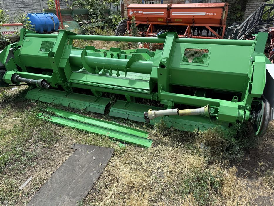 Жатка кукурузна КМС-6 , с подрібнювачем 2012 рік