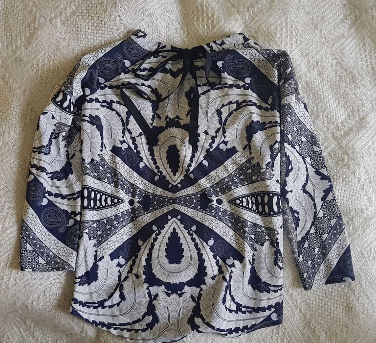 Bluzka we wzorki 40 Queen