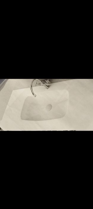 MÓVEL WC com Lavatório e Espelho