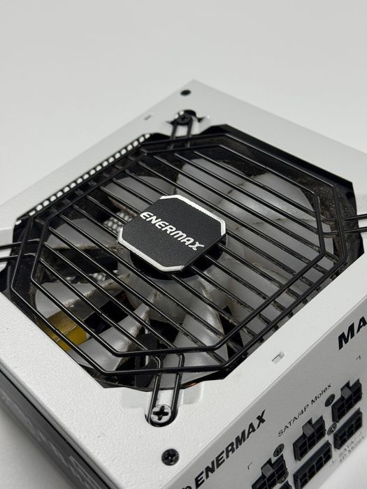 Блок живлення Enermax MarbleBron RGB 850W White (EMB850EWT-W-RGB)