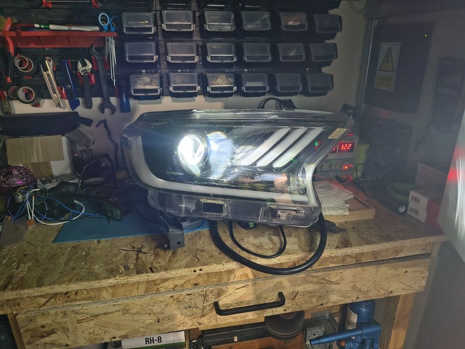 Lampy LED Przednie Mustang Style Ford Ranger 2015-23