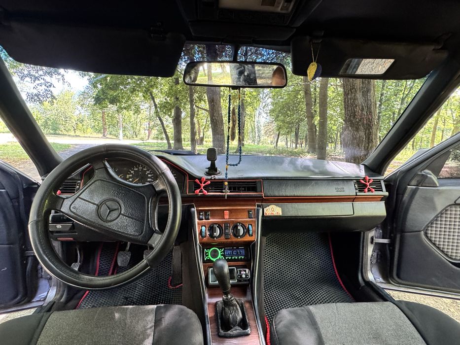 Mercedes w124 2.5 дизель