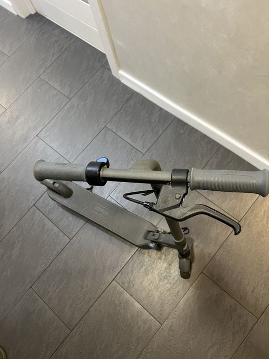 Дитячий електросамокат NINEBOT BY SEGWAY E10