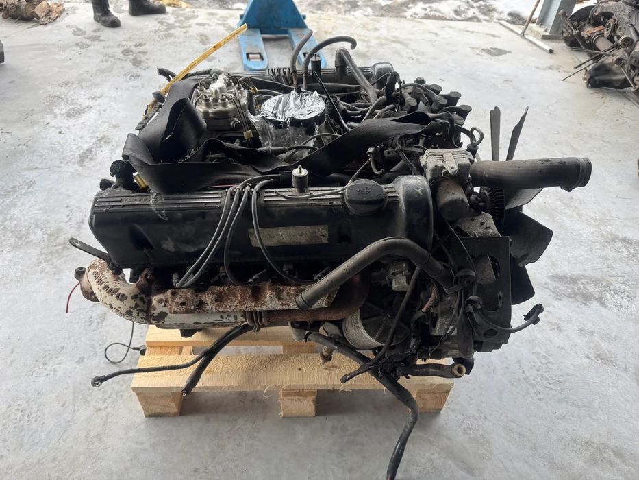 SILNIK 5.6 MERCEDES 117968 SEC 560 W126