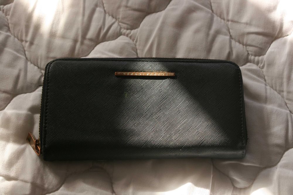 Carteira Stradivarius