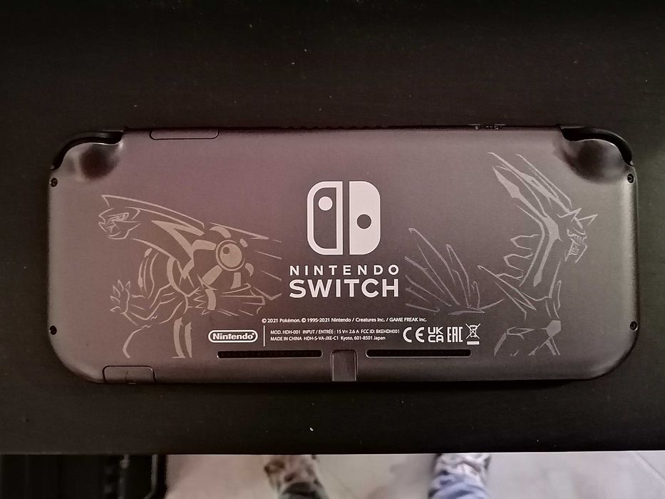 Nintendo Switch Lite - Edição Dialga e Palkia