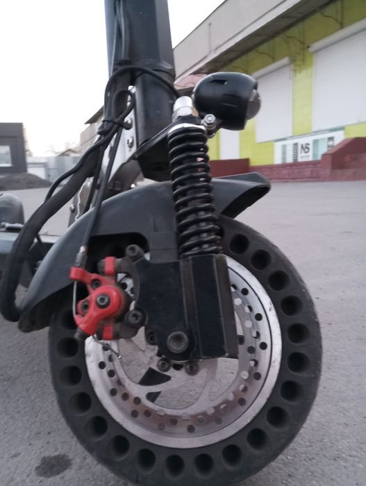 Продам електро самокат Kugoo m4 pro