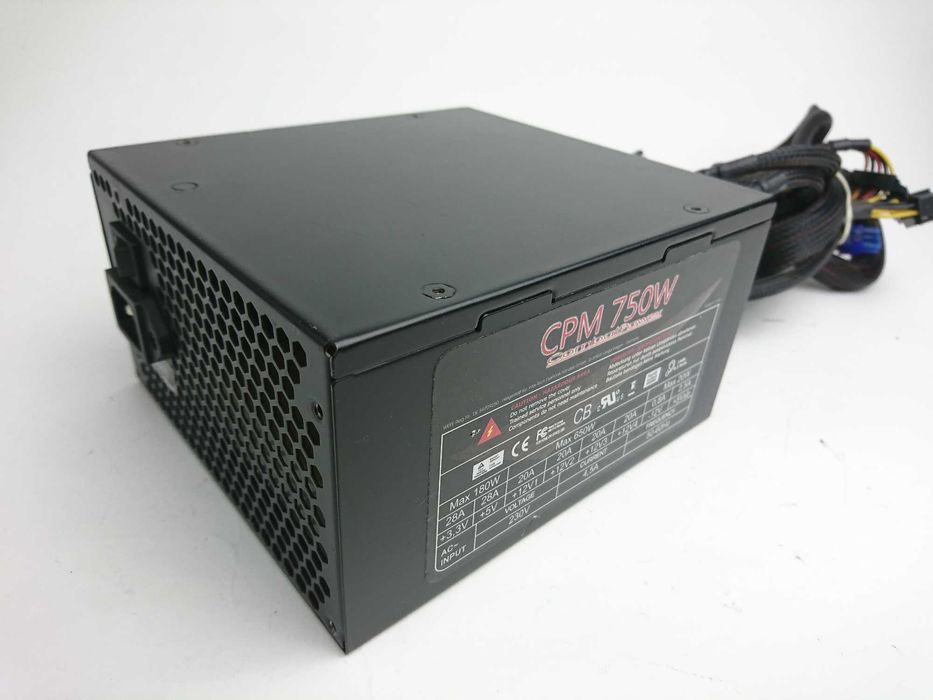Модульний БЖ Combat Power CPM-750W, PCI-E 6pin, A-PFC, 80PLUS, пломба.
