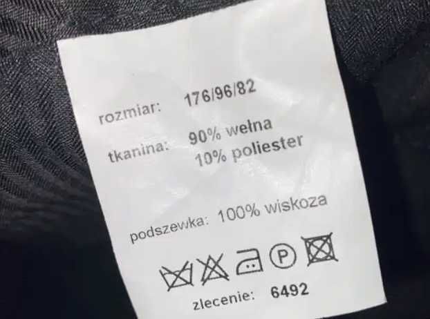 Garnitur ze spodniami firmy Vestito Granatowy