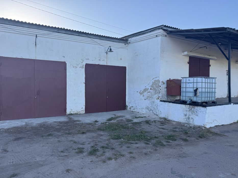 Оренда гаражів ціна за один 4000грн