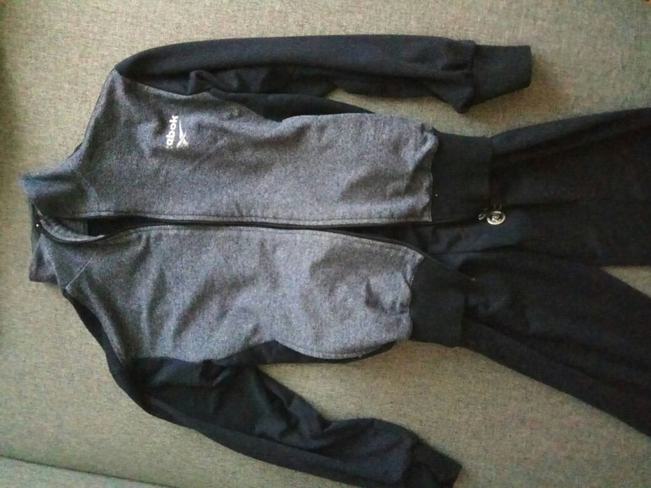 Спортивный костюм Reebok