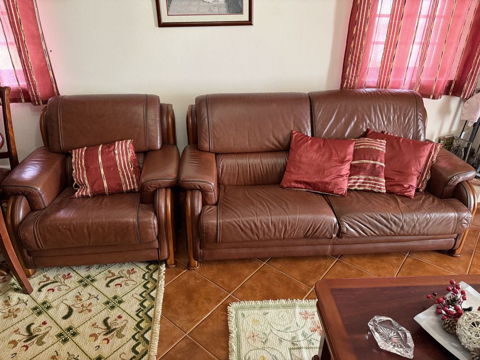 Mobilia de sala em cerejeira