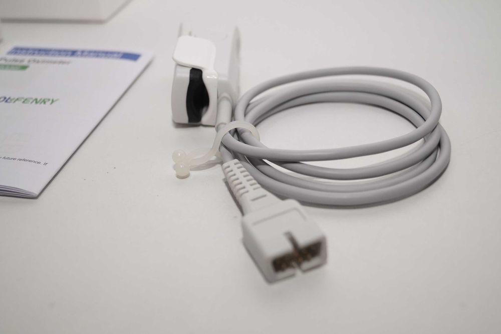 Pulsoksymetr przenośny akumulatorowy miernik tlenu na palec SpO2