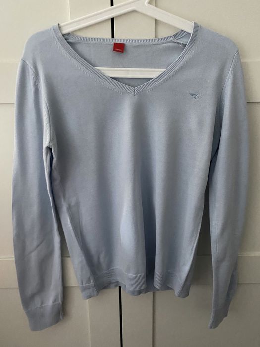 L Esprit sweter w serek