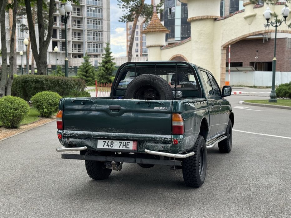 Продам Mitsubishi l200 2.5 tdi 4x4 в Харькове!