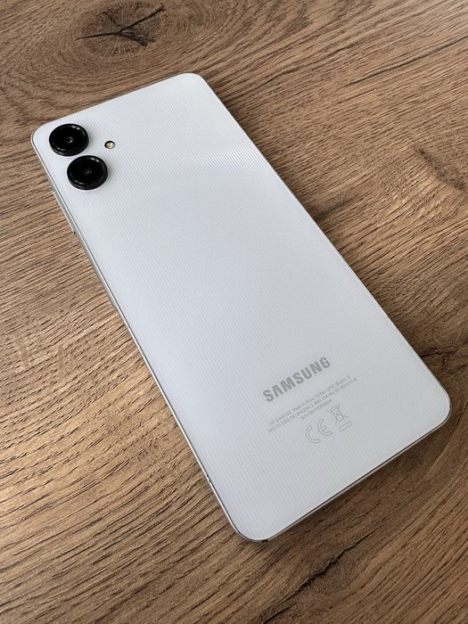 Телефон samsung a06