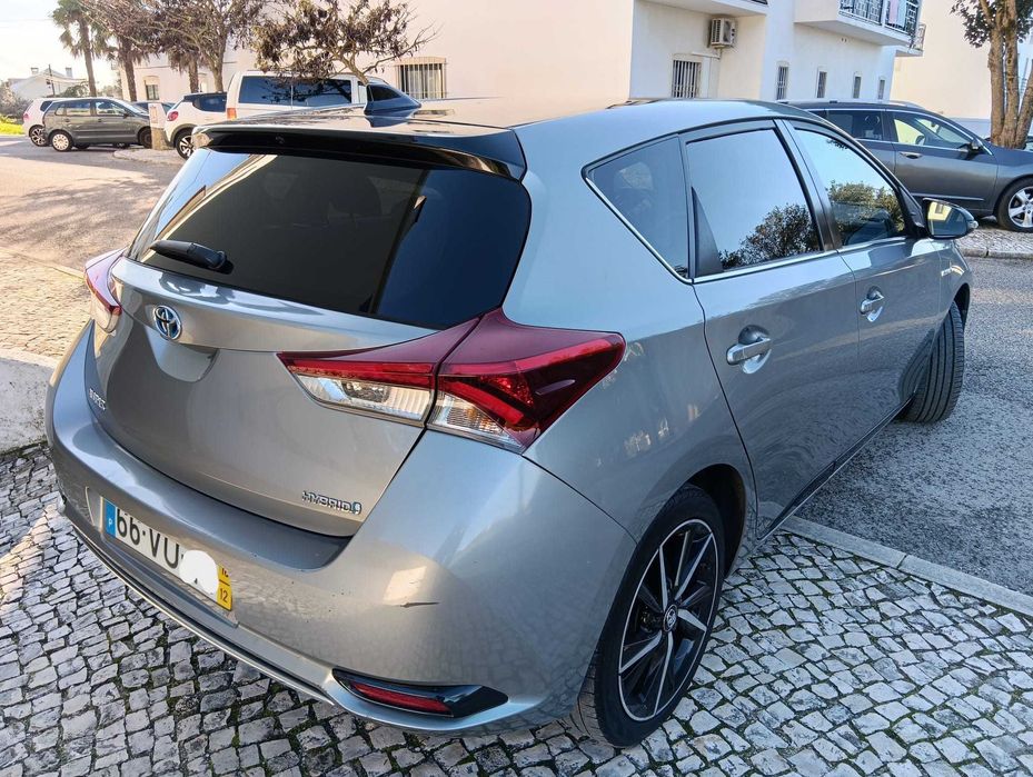 Toyota Auris 1.8 Gasolina HSD