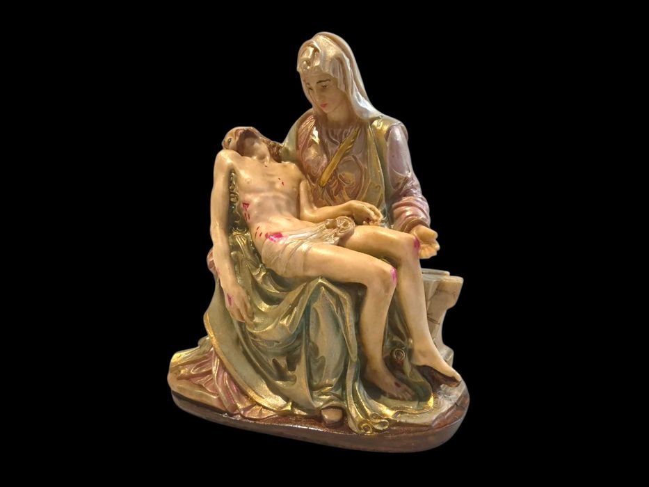 Pieta em Marfinite (2kg) c/ 22 cm de altura