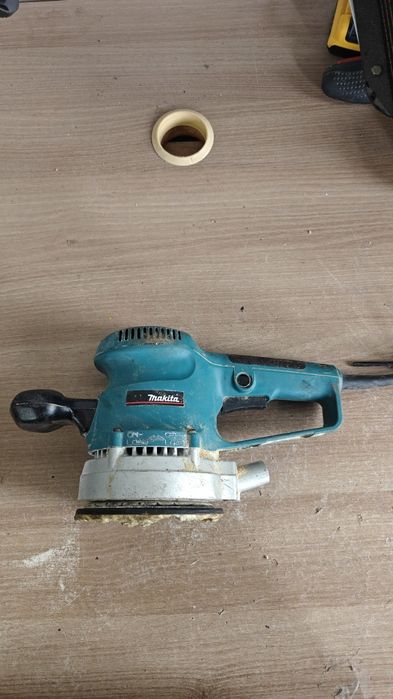 Szlifierka mimośrodowa Makita BO6030 sprawna