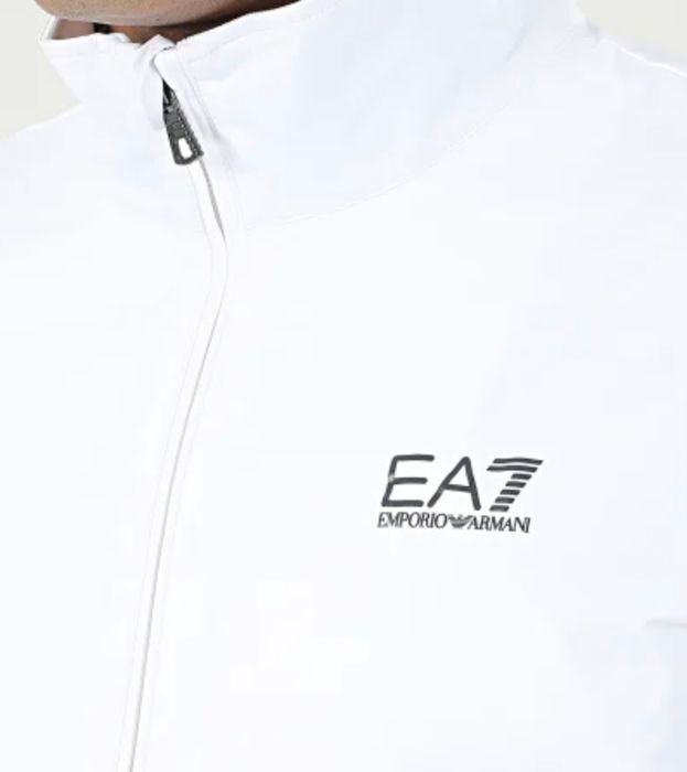 Нова куртка вітровка emporio armani