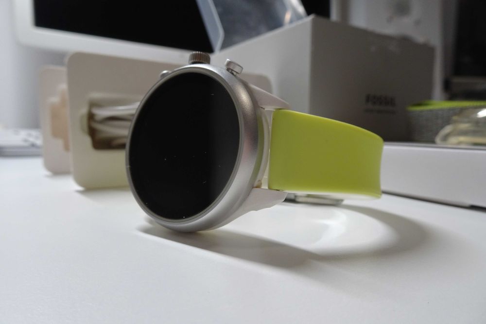 Smartwatch Fossil Sport Neon Yellow FTW6028J 41mm