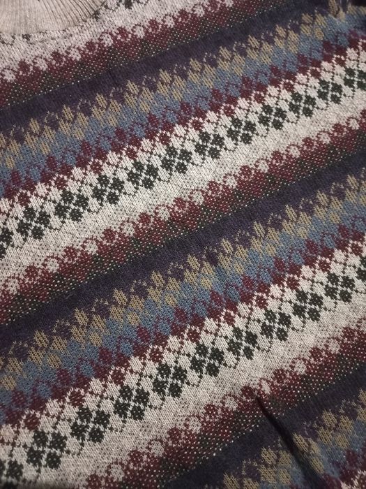 Вінтажний светр з классичним принтом