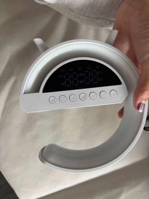 Coluna Bluetooth LED com carregamento sem fios — Versão Premium! NOVA!