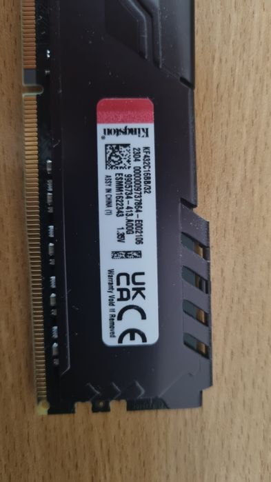 Memória RAM UDIMM Kingston Fury Beast 32GB (1x32GB) DDR4-3200MHz Preta