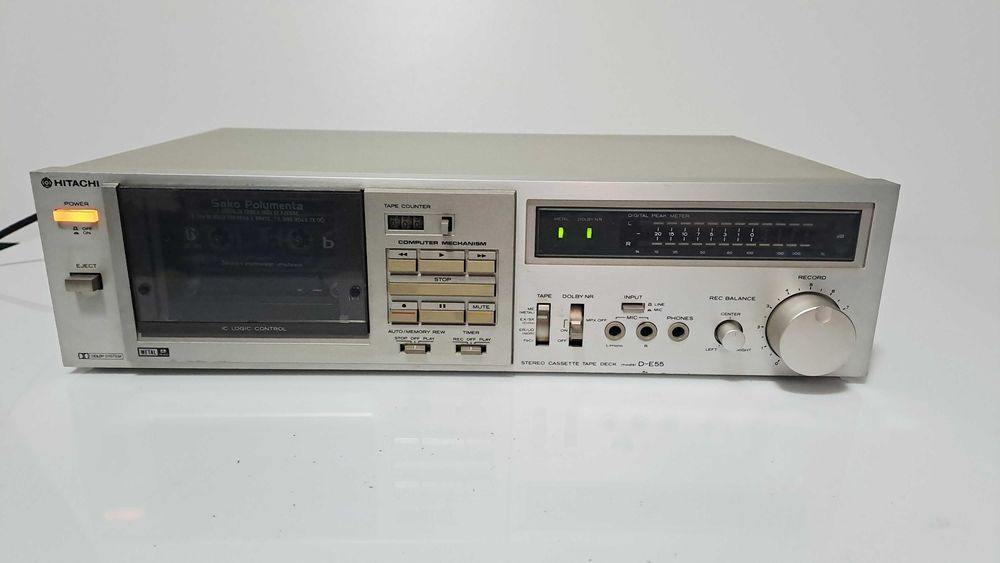 Magnetofon kasetowy deck Hitachi D-E55 do małych poprawek