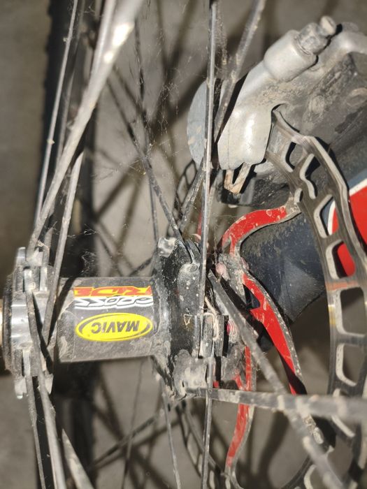 Bicicleta Rock Machine carbono roda 26'