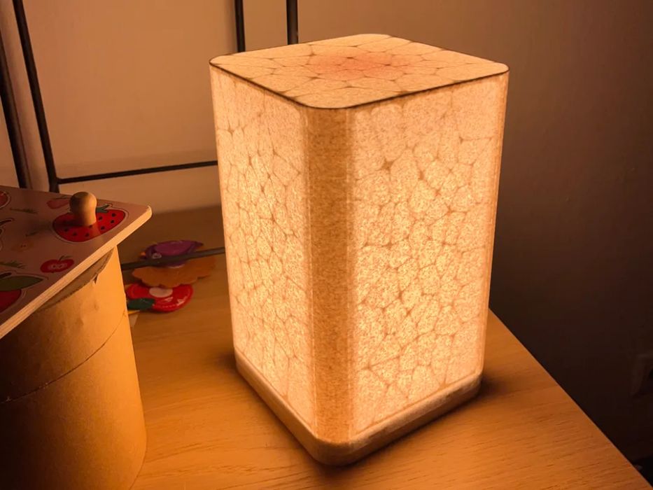 Custom Cube Design Lamp