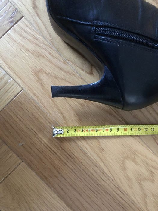 Buty kozaki r. 36 czarne na obcasie szpilce przejsciowe