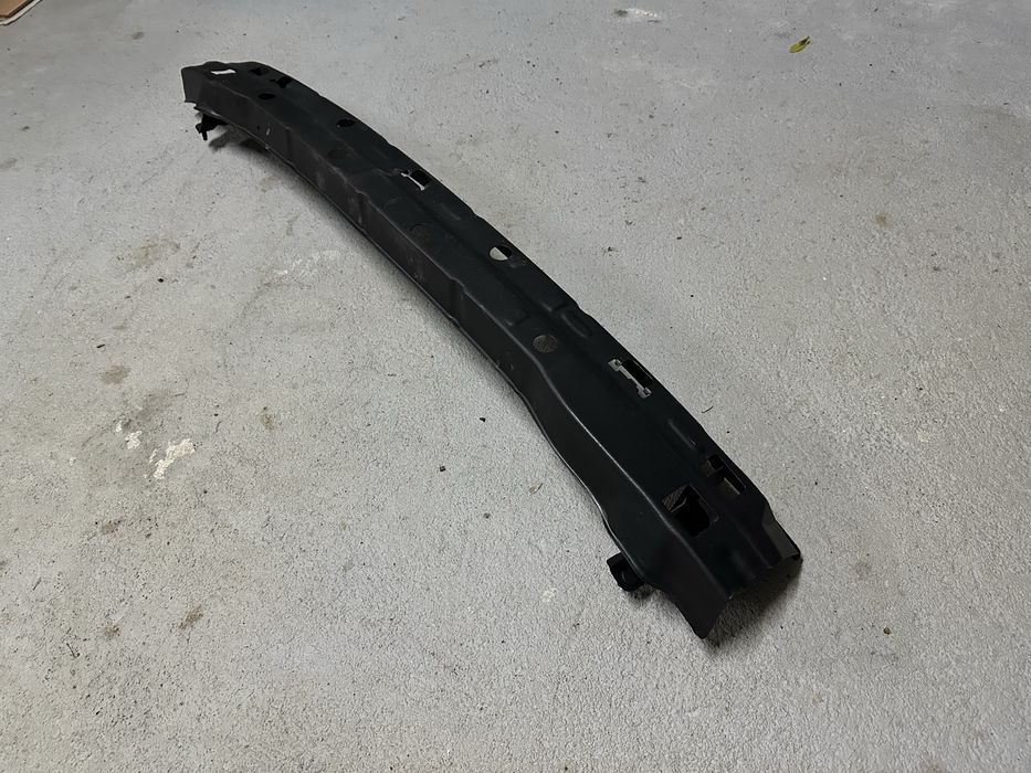 Trvessa/reforço pára-choques Nissan Micra