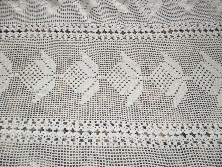 Colcha para cama de casal em Renda