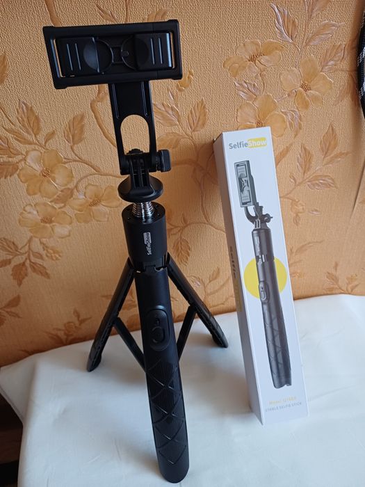 Селфі-палиця-штатив