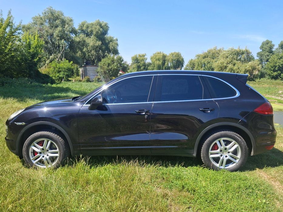 Porsche Cayenne офіційний