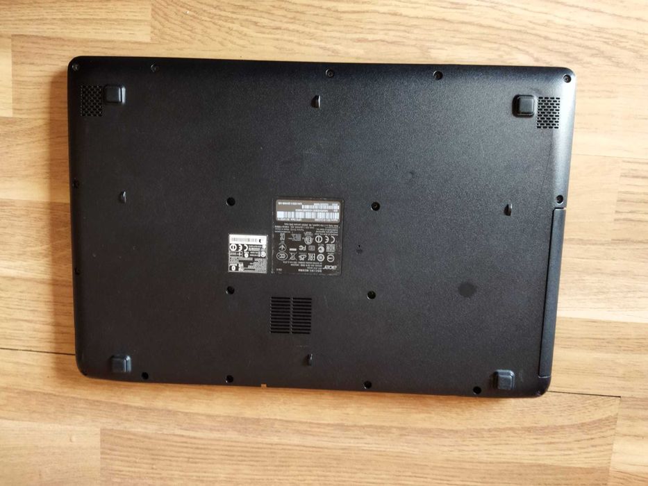 Portátil Acer Aspire ES1-512-series