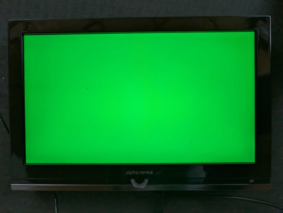 Telewizor Alphatronics R-19 DSB – 19”, DVD, DVB-T2/S2/C, 12/24V