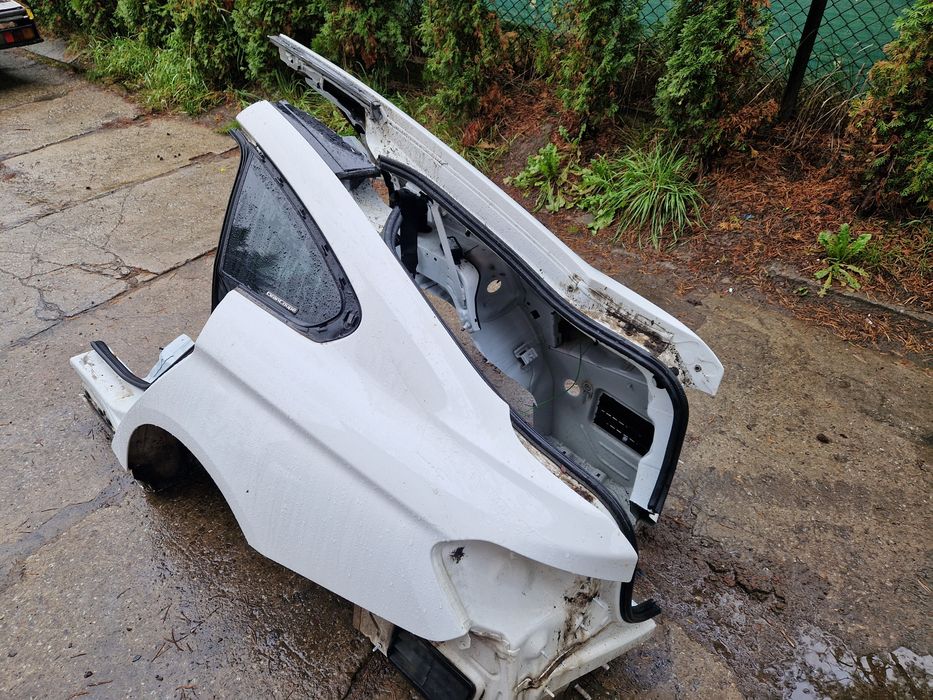 Błotnik Tylny  Lewy Prawy  bmw 4 F36
