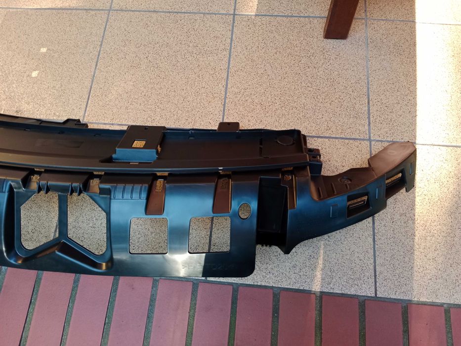 CITROEN C4 CACTUS wspornik zderzaka mocowanie górne czasza NOWE OE